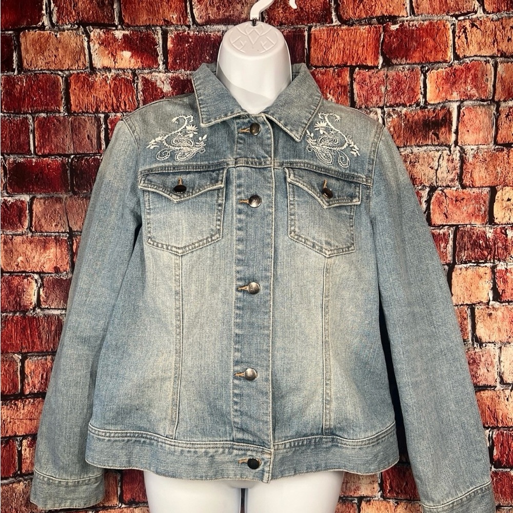 Coldwater Creek Light Blue Wash Embroidered Jean Jacket